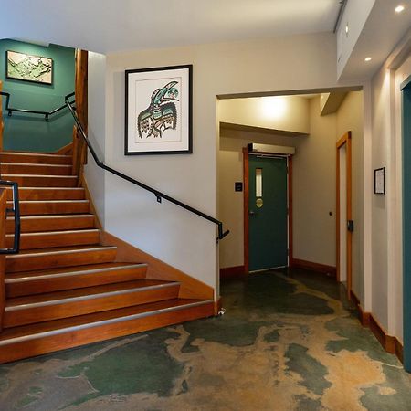 Waterfront Condo In Ucluelet Esterno foto
