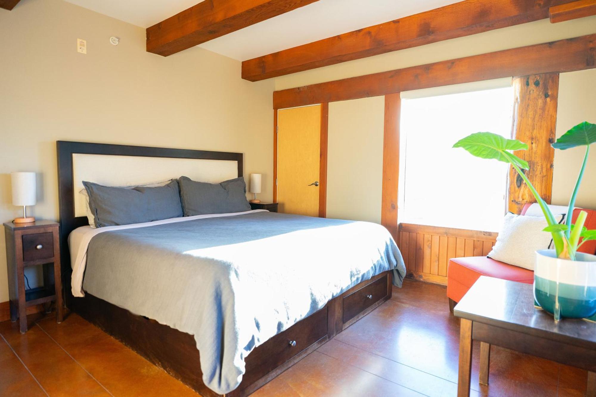 Waterfront Condo In Ucluelet Esterno foto